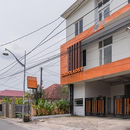 Koolkost Near State Museum Of North Sumatera Medan Hotell Exteriör bild